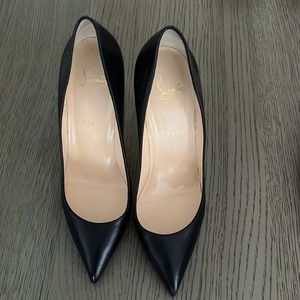 Black leather So Kate Christian Louboutin size 41  100% Authentic